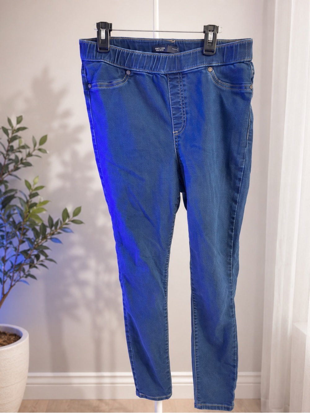 Simply Vera Wang Denim Medium Leggings